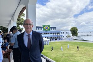 CEO do Estaleiro Mauá recebe Medalha Amigo da Marinha