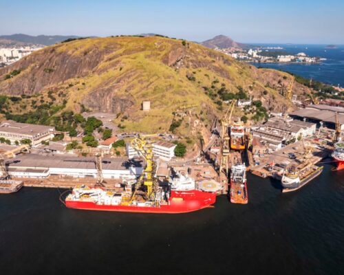 Estaleiro Mauá amplia sua capacidade na atracação em Niterói